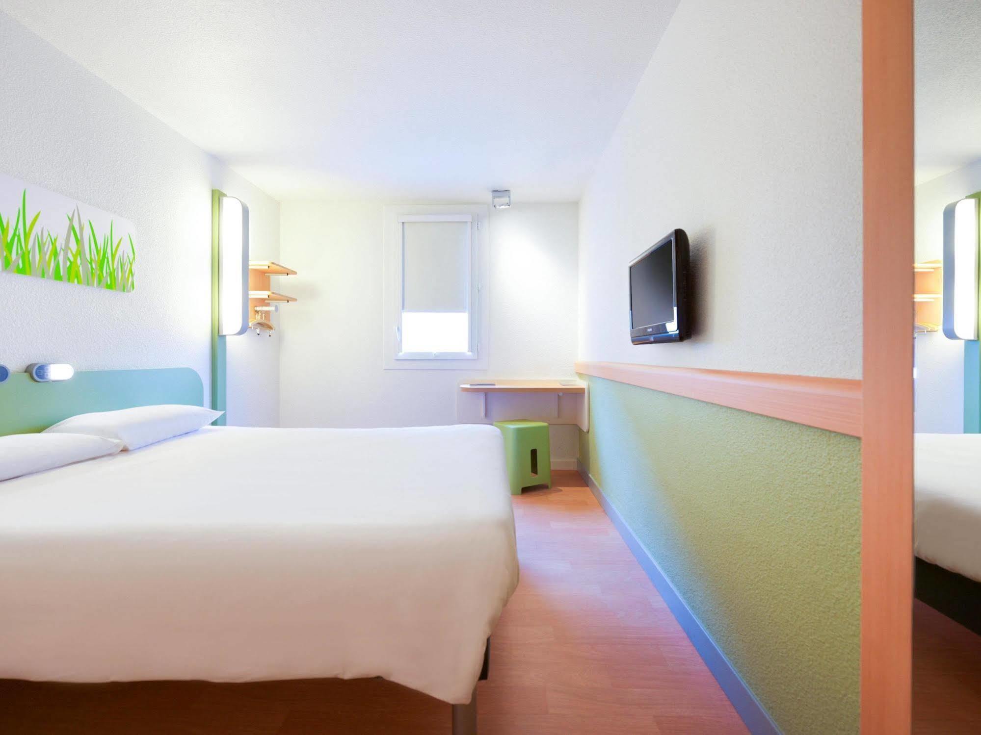 Ibis Budget Saint Paul Les Dax Exteriör bild